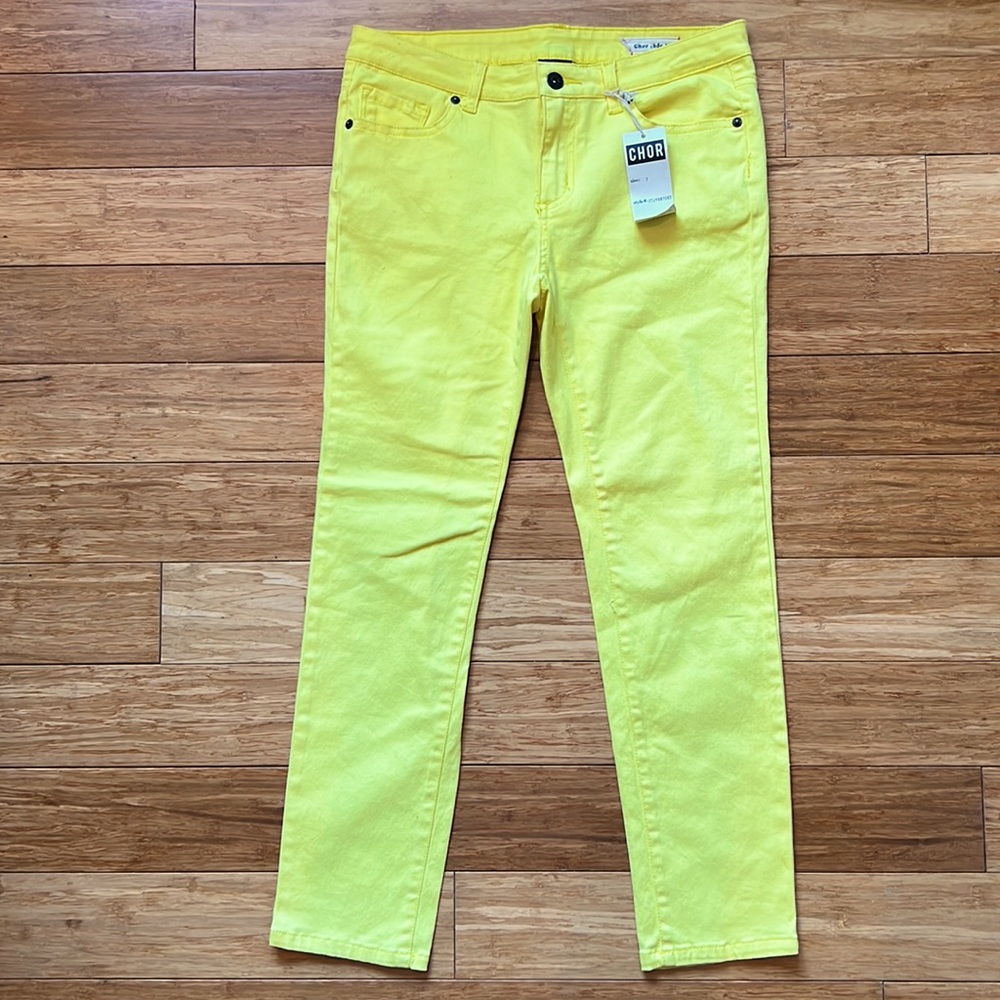 NWT Chor SZ 7 Yellow Jeans
